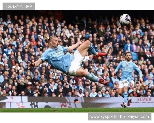 曼城快攻冲穿防线